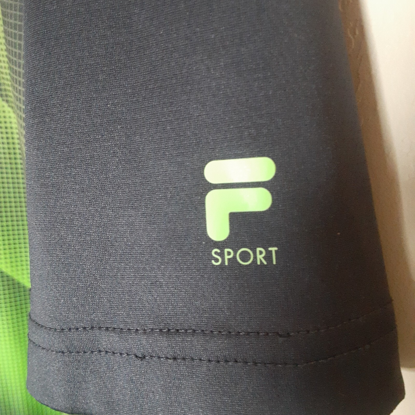 Men's Fila Sport Golf Shirt Polo Green Geometric Pattern Soft Lightweight image 3