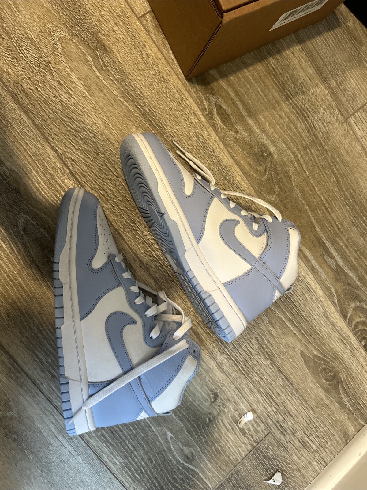Picture 1 of 5