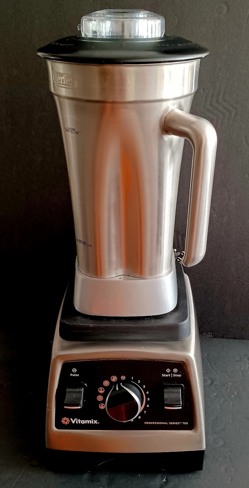 VITAMIX PRO 750 SERIES. UPGRADED W/NEW STAINLESS STEEL 304 FOOD GRADE CONTAINER
Opens in a new windo