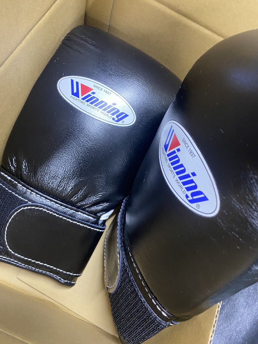WINNING Boxing Gloves Magic Tape type Black 10oz Made in