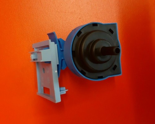 Waschmaschine BUSH WMDF914B Druckschalter