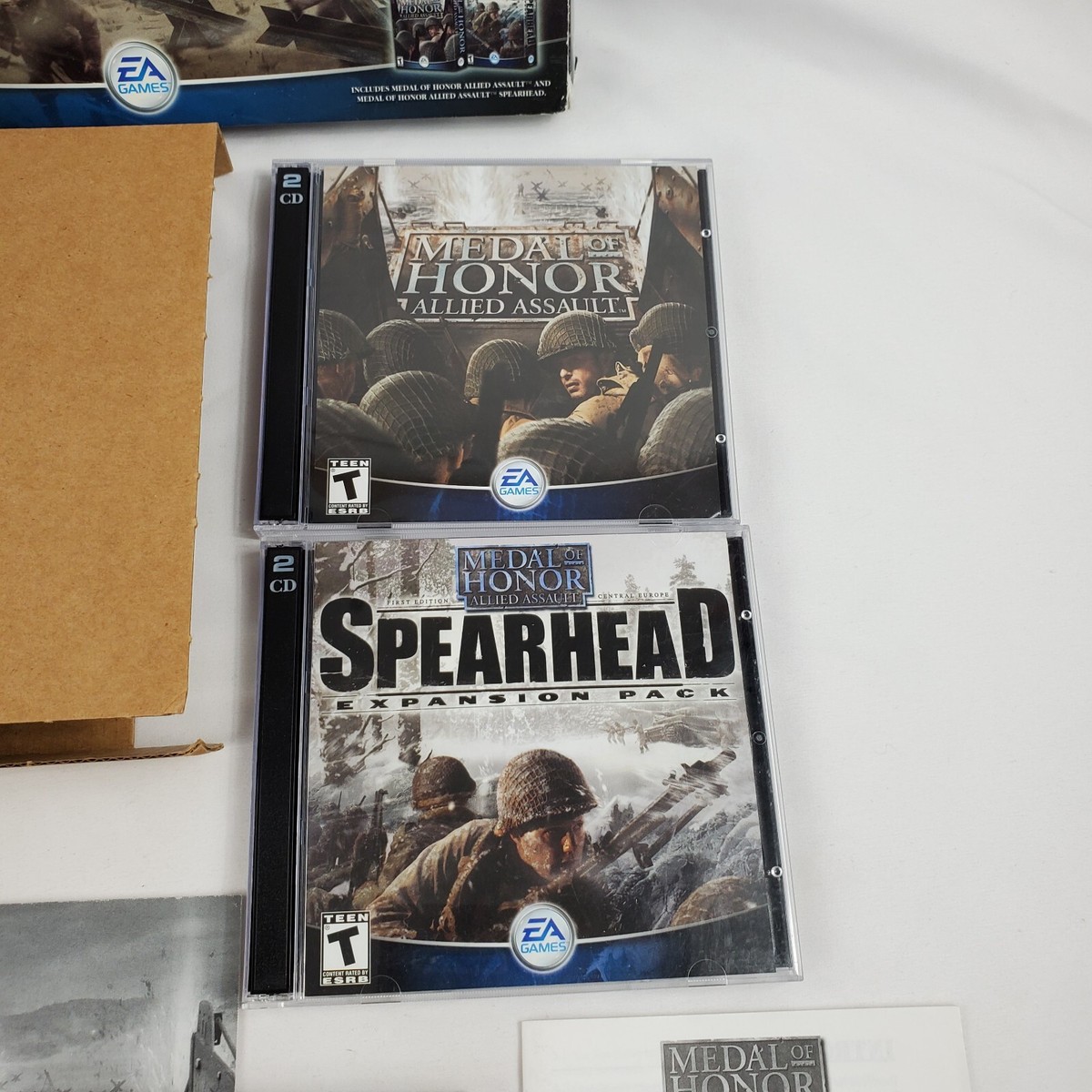 Medal of Honor: Allied Assault Deluxe Edition PC Big Box Medal of Honor: Allied Assault Deluxe Edition PC Big Box
