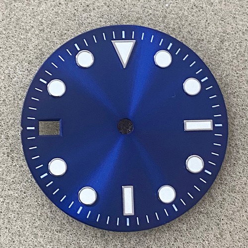 28.5MM 9o'clock Calendar Round Studs Green Luminous Watch Dial for NH35 Movement - Picture 5 of 12