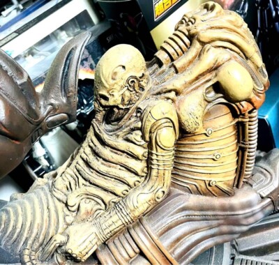 alien sideshow Space Jockey Maket Limited to 1500 pieces Height 53