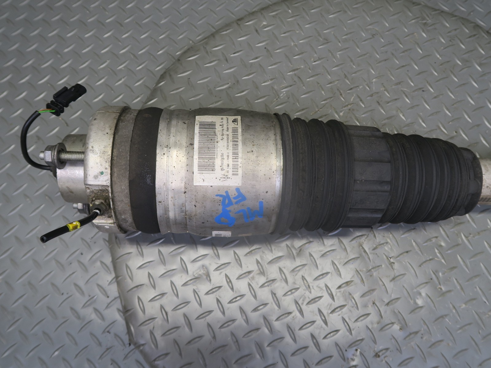 2017-2020 MASERATI LEVANTE M161 AWD FRONT RIGHT AIR STRUT SHOCK ABSORBER 94k