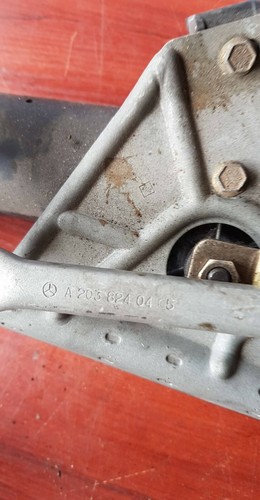 MERCEDES CLK 209 SCHEIBENWISCHERMOTOR & GESTÄNGE VORNE A2038200442 A2038204142