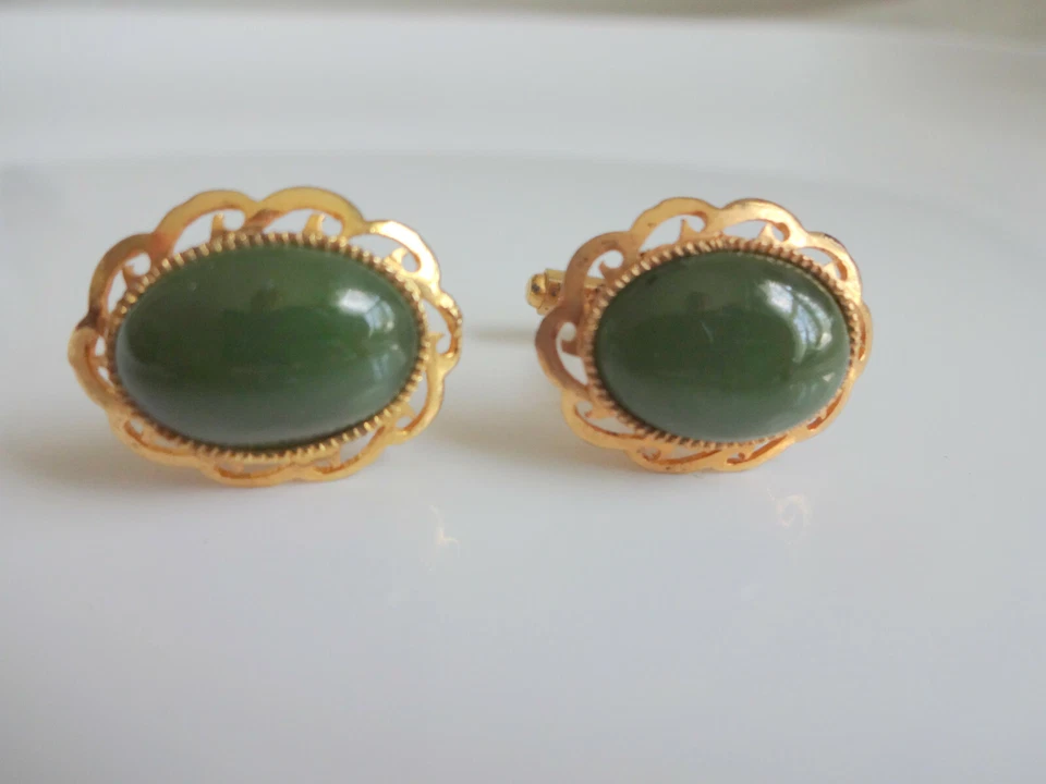 Vintage Natural Imperial Hand Carved Nephrite Jade Man's Cufflink Tie Tack Set - Image 4 of 4