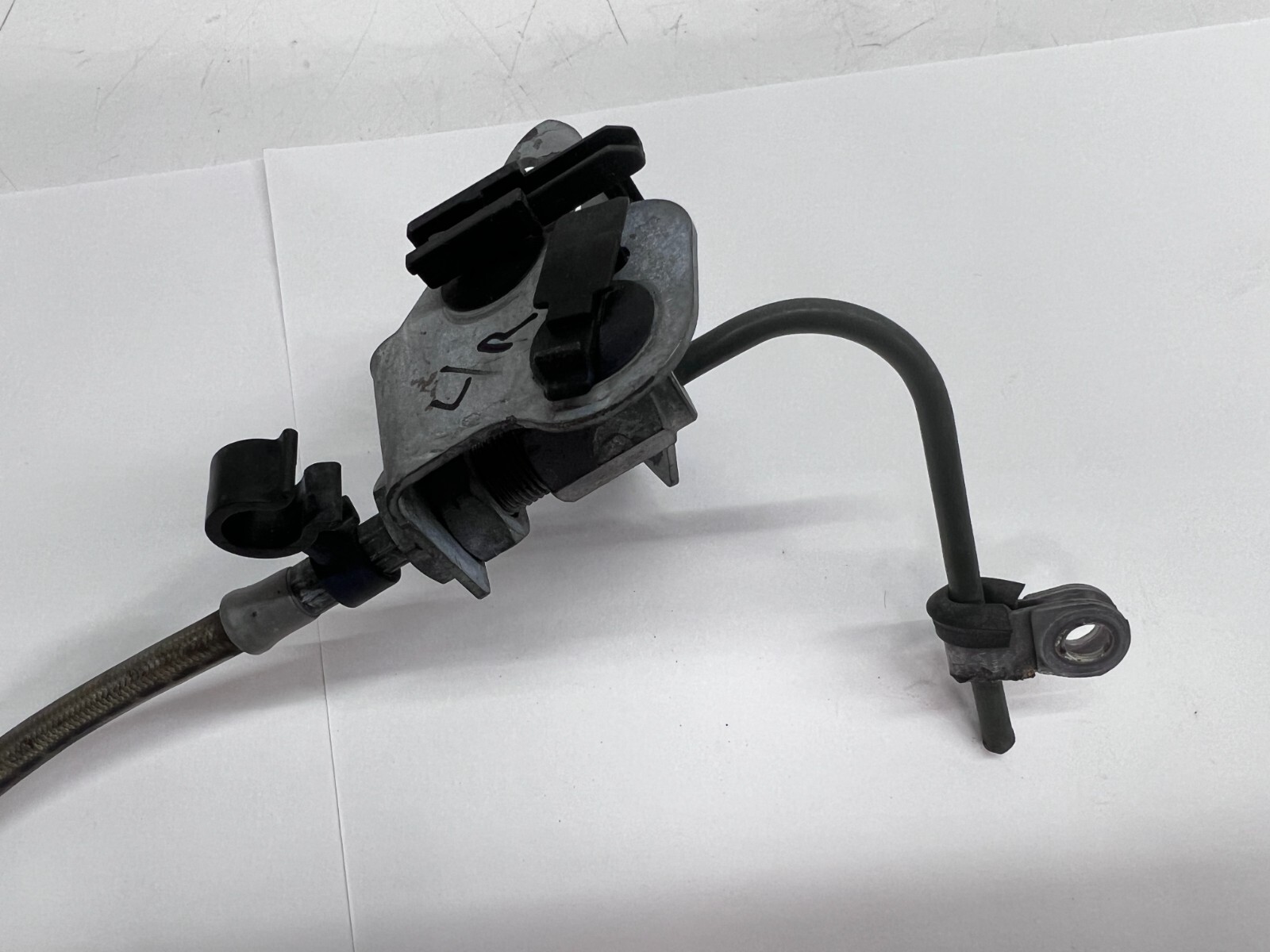 MCLAREN 650S 650 REAR LH LEFT DRIVER BRAKE LINE HOSE OEM 11C0610CP
