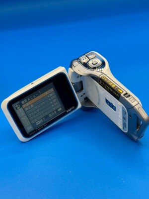 SANYO Waterproof Digital Movie Camera Xacti Zacti DMX-CA8 White w