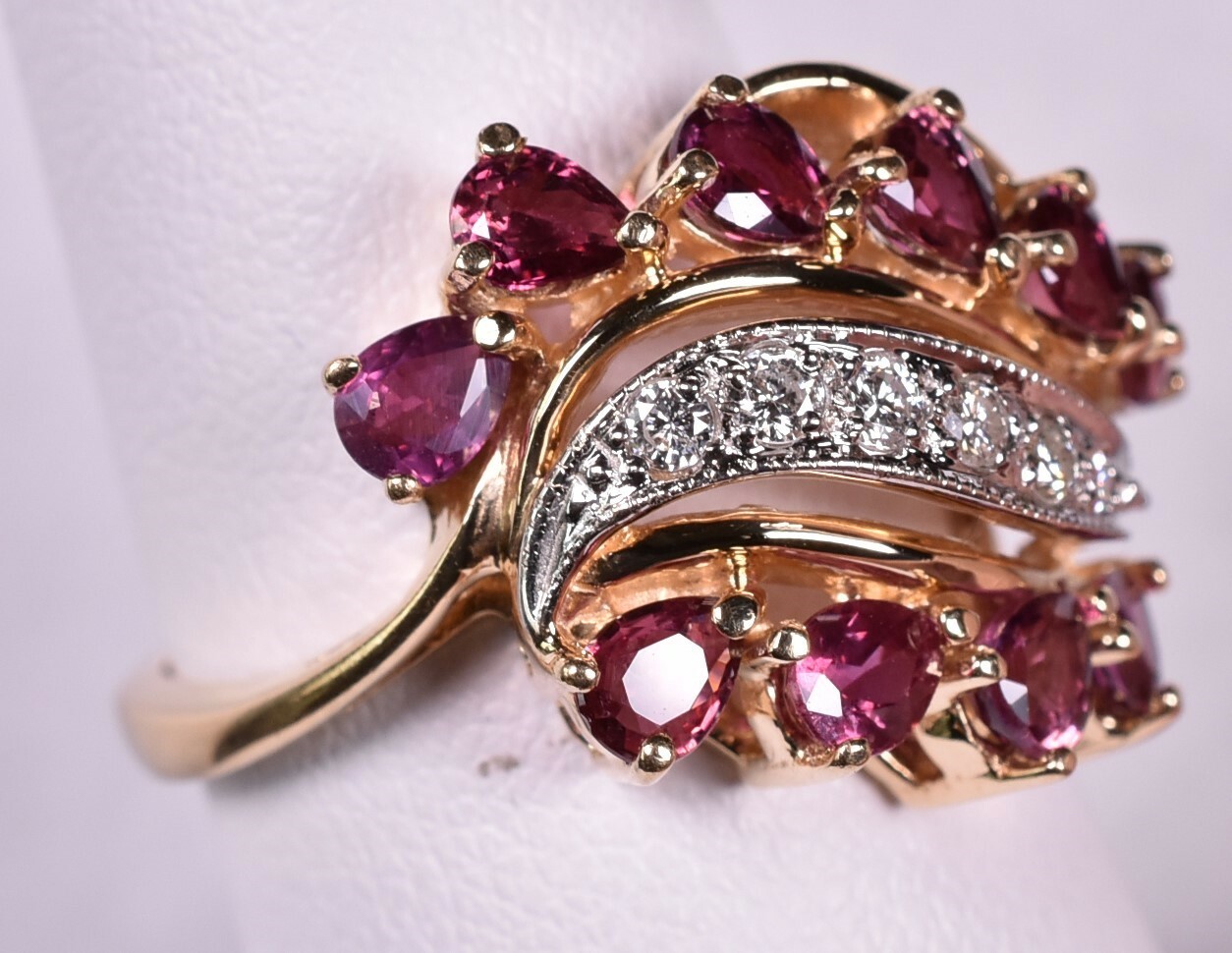 Bold 14k Solid Yellow Gold Ruby Diamond Ring Size… - image 3