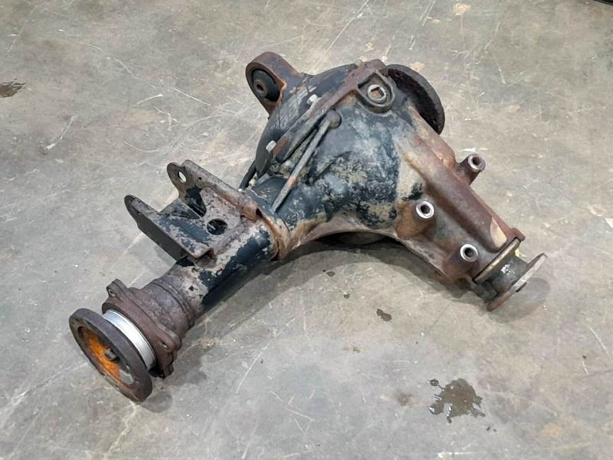 2001-2004 Nissan Frontier Front Axle Differential Carrier 4.636
