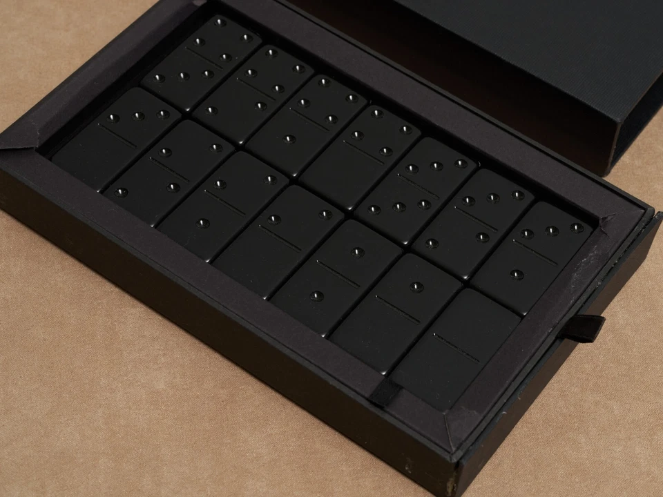 Audemars Piguet Dominó Negro Regalo VIP Circa 2010 Raro En Caja Completo Foto 2 de 4