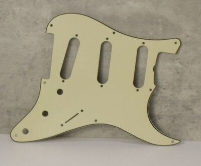 Aged  57, 59 Pickguard For Fender Strat Wide Bevel Light Relic - Vintage Cream
