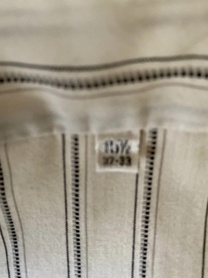 RARE Vtg 1980s YSL Men’s  Blk N Cream Striped Button Dress Shirt LARGE 32”-33” - Image 4 of 4