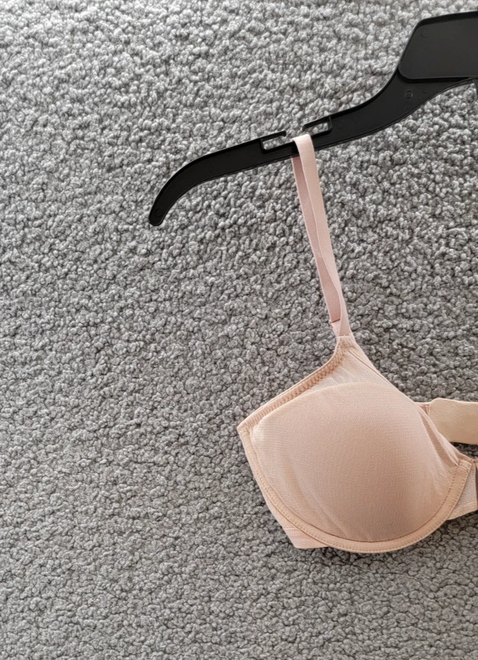 Sujetador Demi de media copa de malla On Gossamer para mujer 32D cierre de gancho y ojo champán Foto 3 de 4