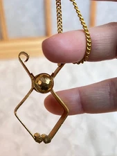 Vintage Glove Purse Clip Scarf Clip Gold Tone 2.5"L Plus Chain