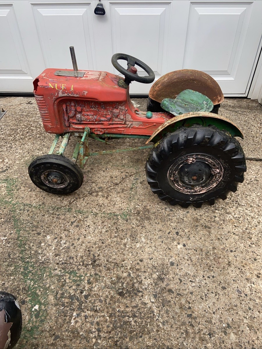 Rare Large Vintage Tri-ang Pedal Tractor