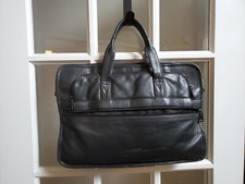 VTG Leather Briefcase Black Smooth Grain Supple Soft Pockets Handles GREAT PRICE