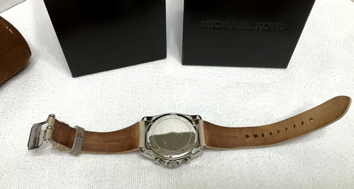 Michael Kors Damenuhr SMK2633 Chronograph Silber Zifferblatt Creme Lederband - Bild 5 von 7