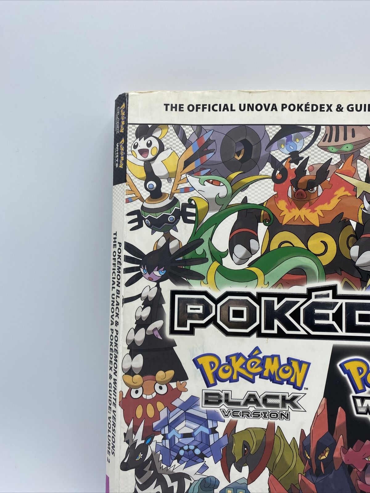 Pokemon Black & Pokemon White Versions: The Official Pokemon Strategy Guide  & Unova Pokedex by The Pokemon Company Intl.