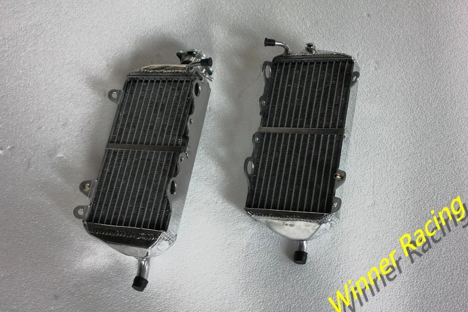 Radiador de aluminio para gas EC250 EC300 2018-2020 2019 Foto 4 de 4