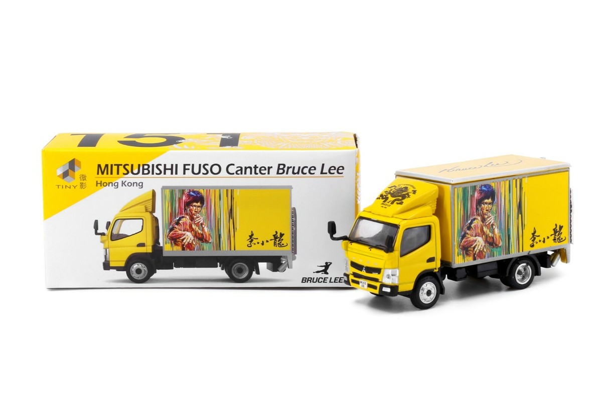TINY 151 Mitsubishi Fuso Canter Bruce Lee 1/76 HONG KONG CITY NEW