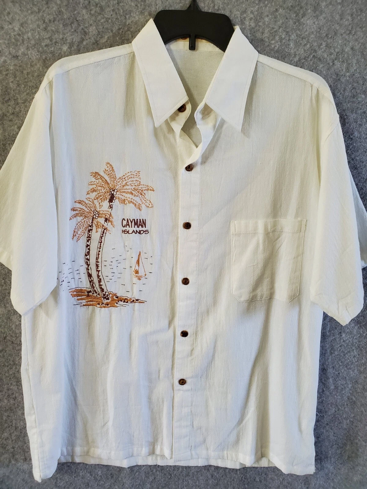 Shoreline Shirt Men XL White Button Up S Sleeve Cayman Islands Palm Trees #840