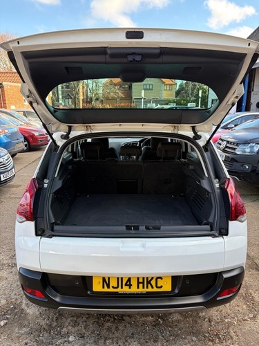 2014 PEUGEOT 3008 Crossover 1.6 Diesel HDi Active 5dr - Picture 14 of 23