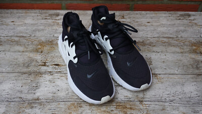 Nike Sneakers React Presto (Gs) BQ4002 001 Schwarz Größe 38,5 leicht beschädigt