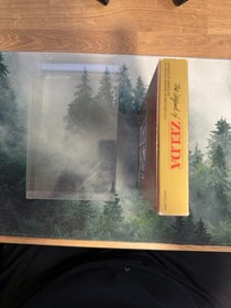 The Legend of Zelda Classic Series Box And Manuel NES