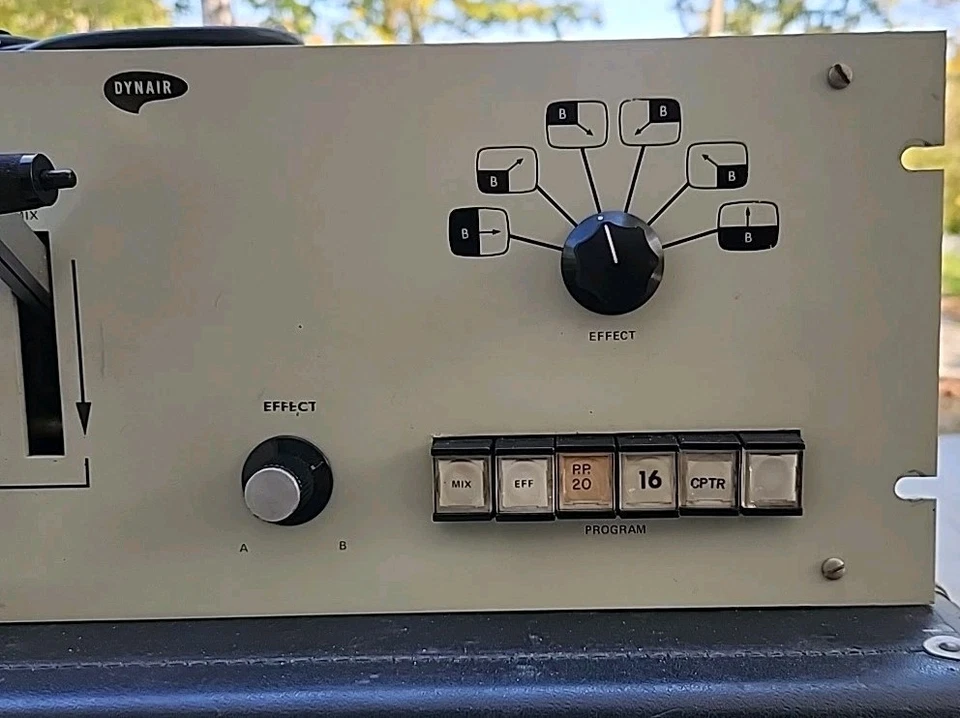 Vintage VS - 151A Production Switcher Untested  - Image 4 of 4