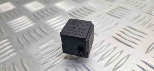 MERCEDES-BENZ A W168 Relais A0025421319 1.60 Petrol 1999 31065878