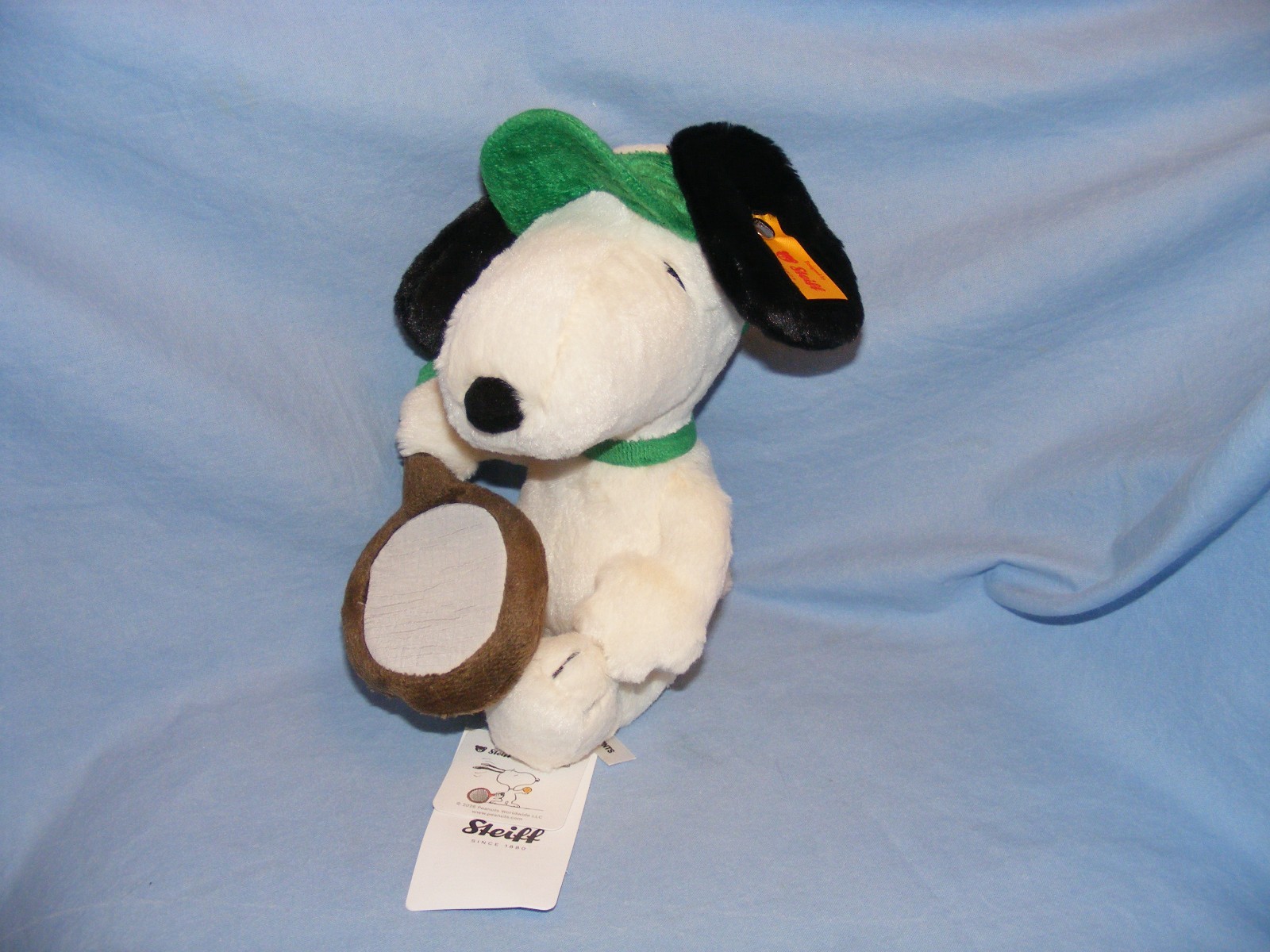 Steiff Snoopy Tennis Player 024832 Brand New In Stock Beagle Dog Peanuts