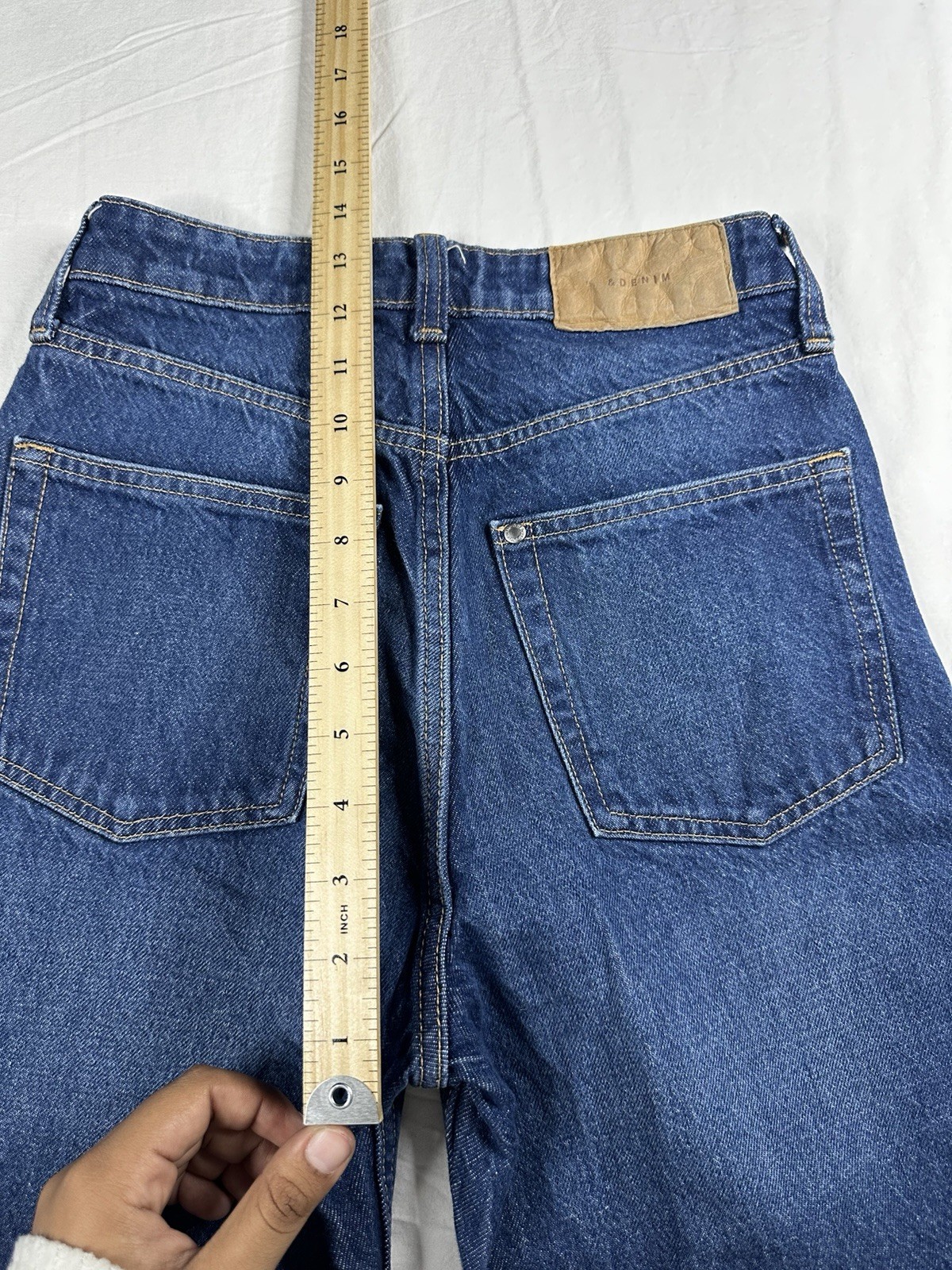 👖✨ H&M &Denim Ultra High Waist Wide Leg Jeans 2 Medium Wash Jeans Button  thumbnail 13
