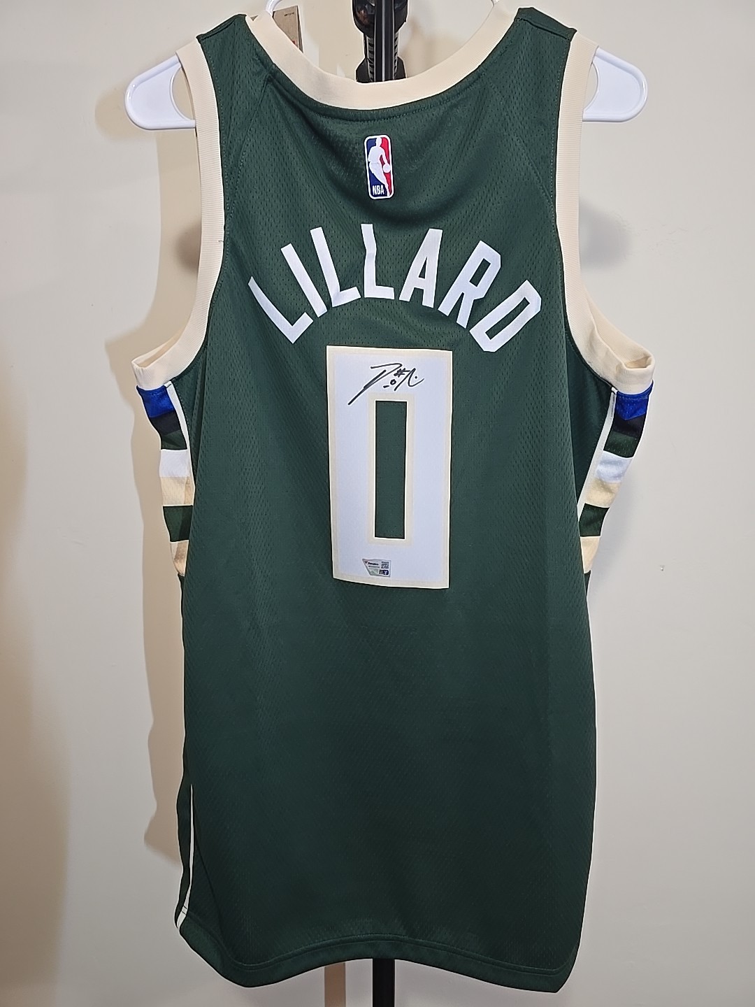 Damian Lillard Autographed Signed Milwaukee Bucks Bucks Nike Swingman Icon Jersey Fanatics COA Size 48 