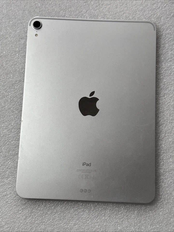 Apple iPad Pro 11" A1934 Wi-Fi Only Space Silver 64GB - PLS READ - Ref: 816 - Image 2 of 4