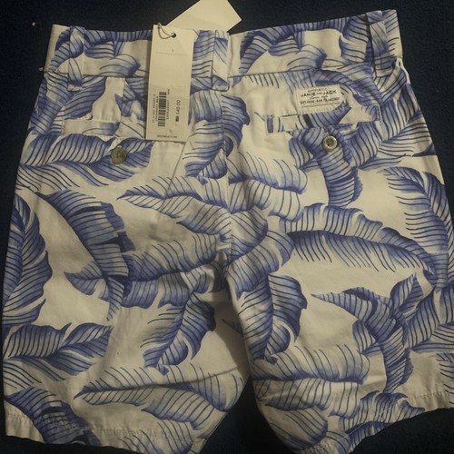 Janie And Jack White With Blue Flower Shorts Size 5 Brand New With Tag - Picture 2 of 2