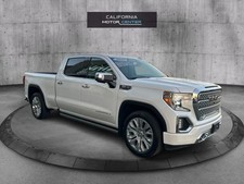 2020 GMC Sierra 1500 Denali Pickup 4D 6 1/2 ft