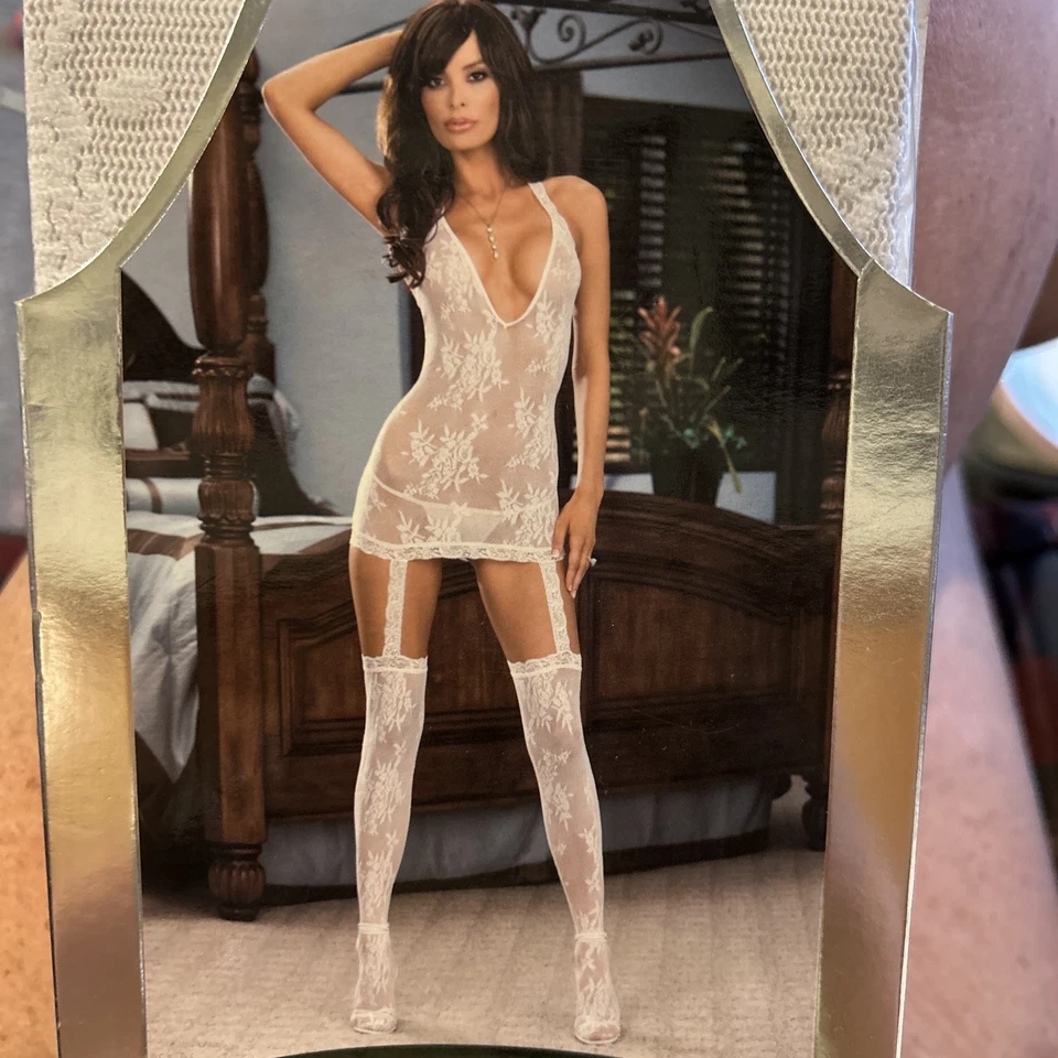 Vestido lencería halter de red Dreamgirl y medias ligeras adjuntas blancas 0074 Foto 2 de 4