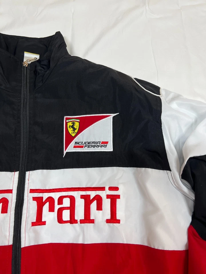 Vintage Scuderia Ferrari F1 BLK/WHT/RED Full Zip Racing Puffer Jacket Size Large - Image 2 of 4