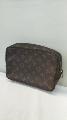 LOUIS VUITTON True Toilet Monogram M47524 *Slight signs of use and marker marks