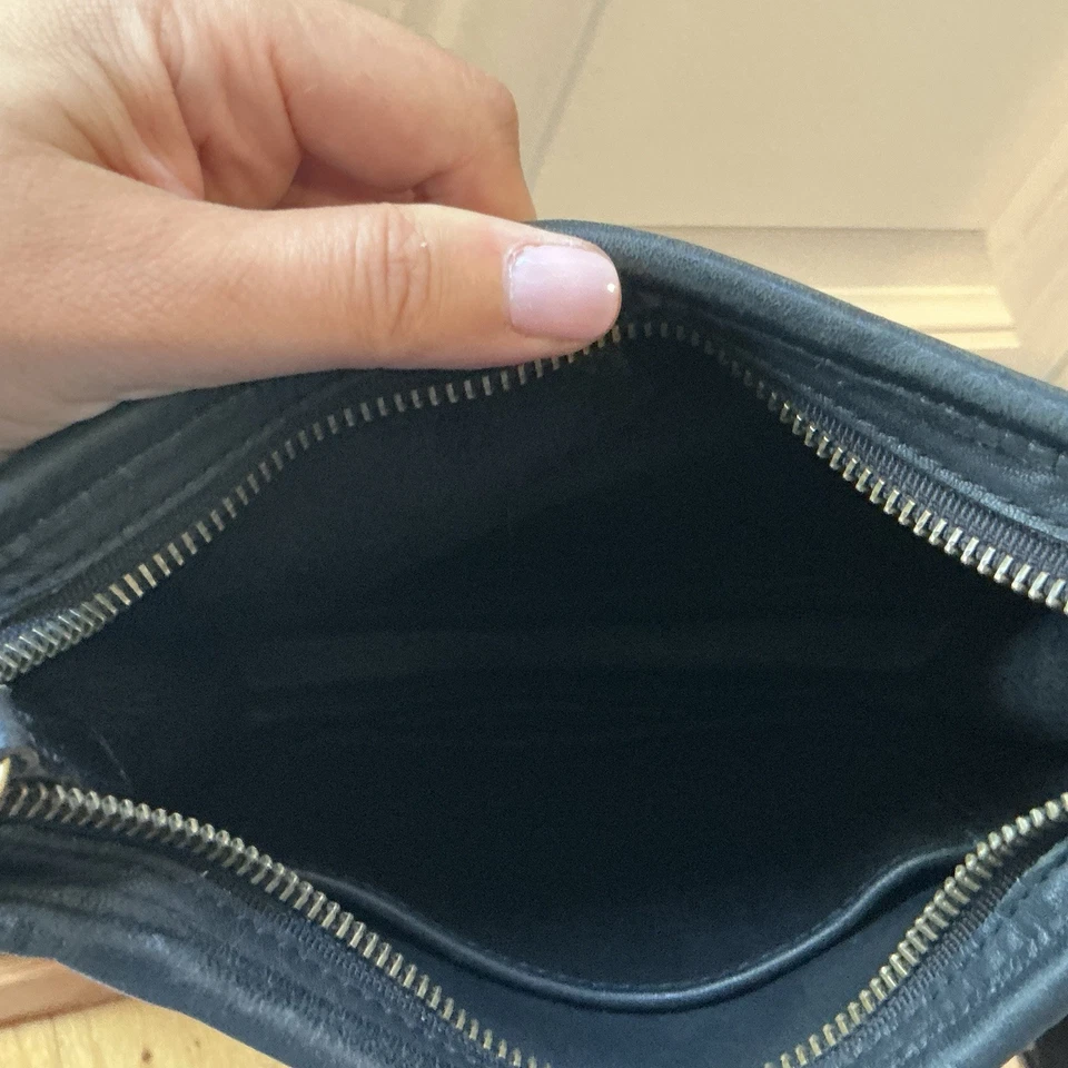 COACH VTG #9997 Legacy Leather Small Zip  Shoulder Crossbody Bag, 90s - Image 3 of 4