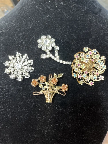 Lot of 4 Vintage Rhinestone Brooches/Pins Clear Costume Jewelry