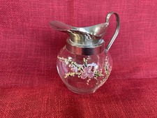 Milchkännchen mit Metallmontur Glas Gießer Kanne Blumen Dekor
