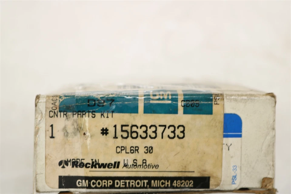 NUEVO OEM GM eje de transmisión junta universal 15633733 Chevy P30 GMC P3500 furgoneta 1967-1999 Foto 3 de 4