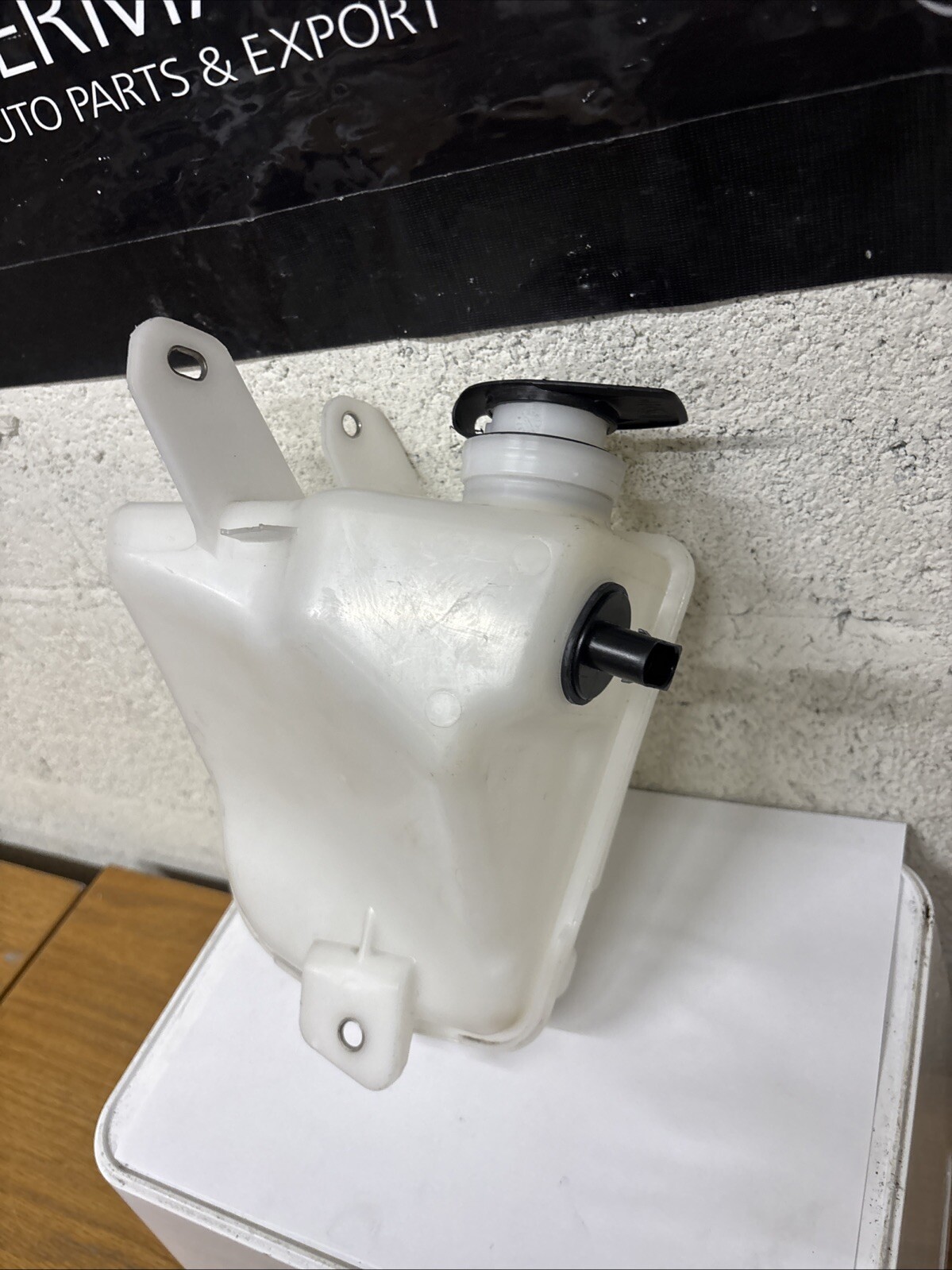 Lamborghini Huracan Washer Reservoir 4T1955449B #855