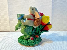 Charming Tails Hoppin Down The Bunny Trail Easter Mouse Figurine 88/110