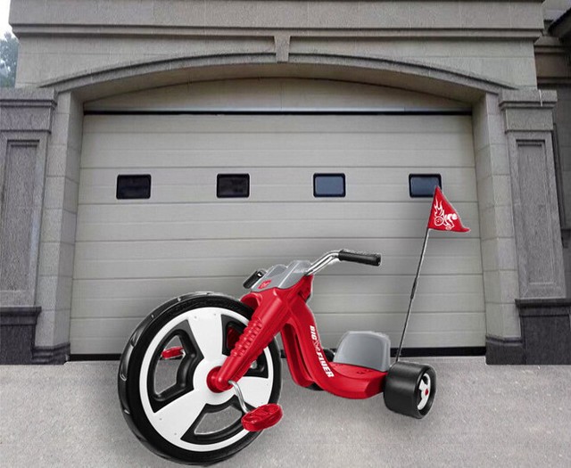 radio flyer big flyer sport trike