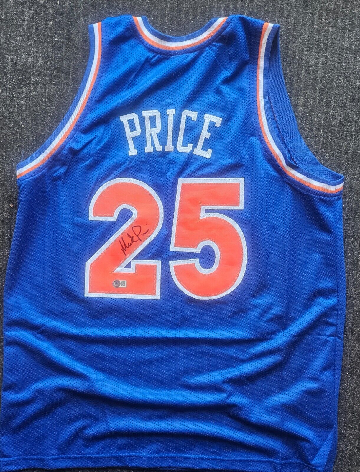 Picture 1 of 2