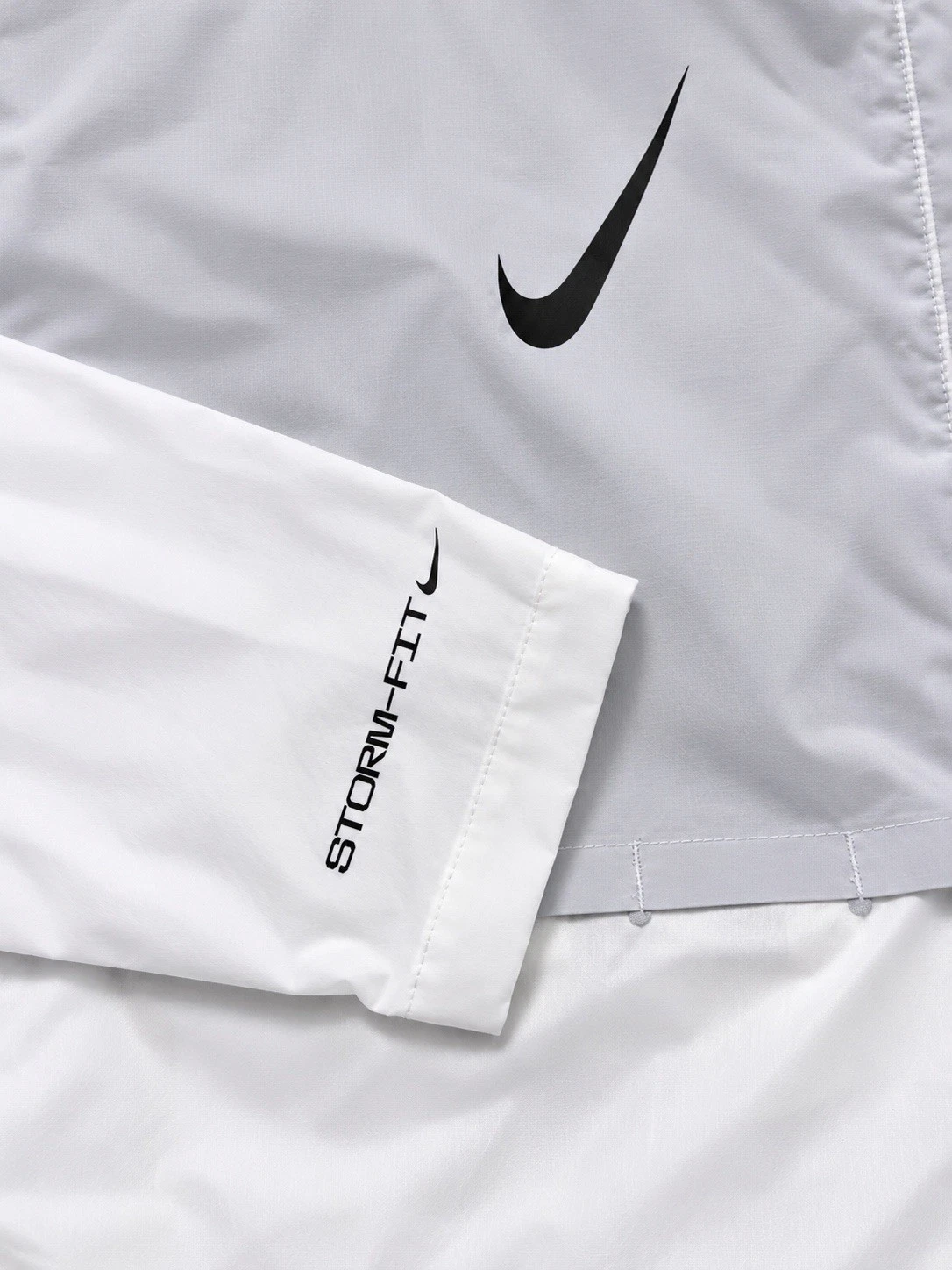 Nike Storm-FIT Hooded Windbreaker Jacket White Gray Men’s M Polyester Full Zip - product detail image 3